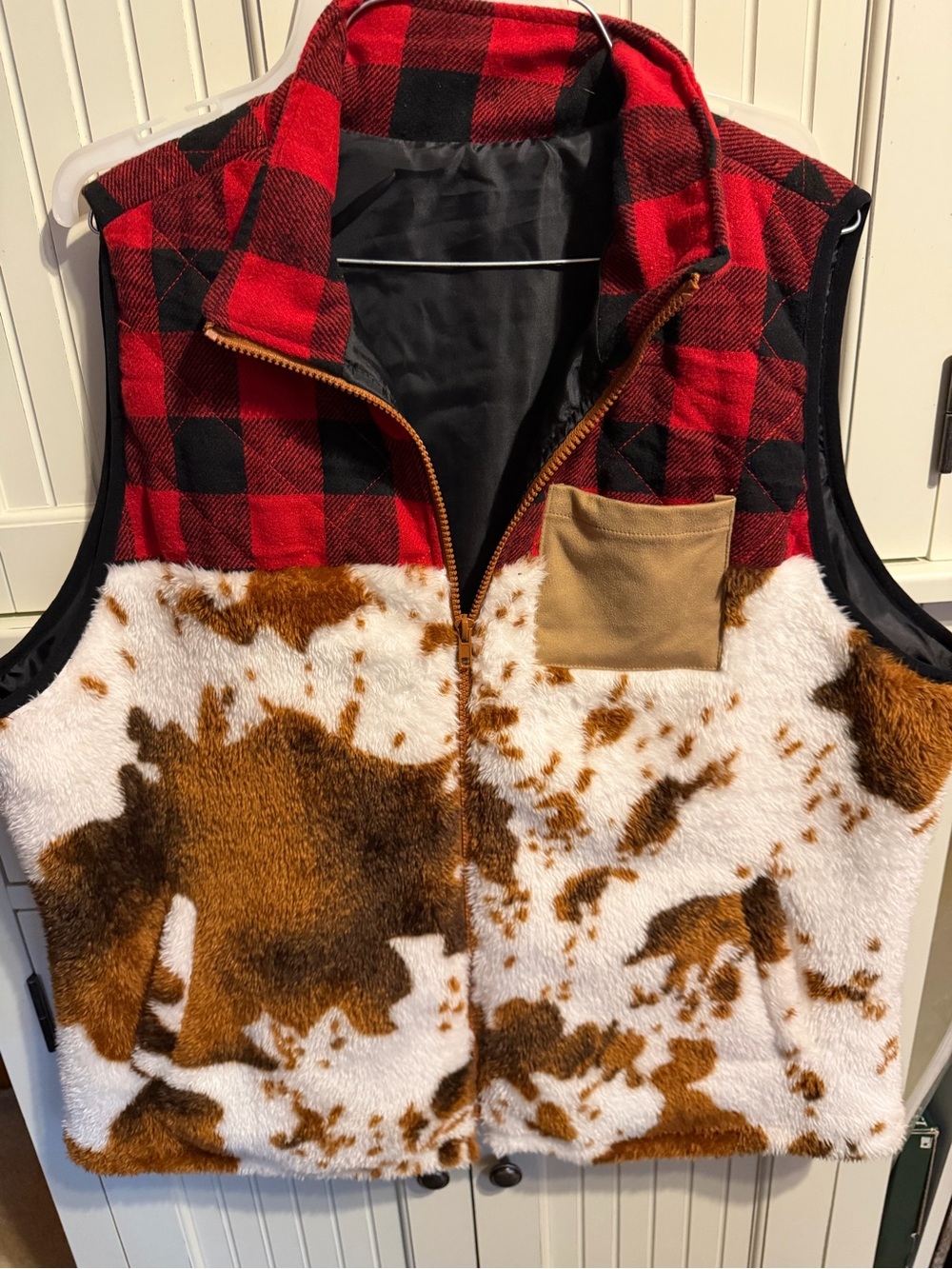 Women’s Buffalo Plaid Red & Brown Cow-Print Fleece Vest